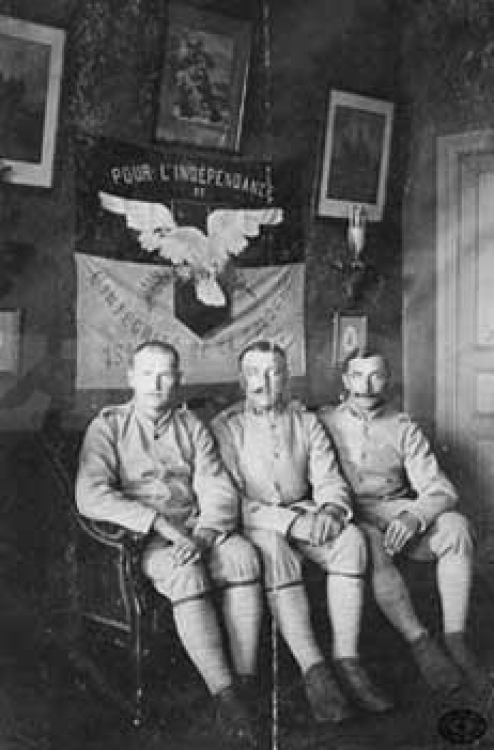 Żołnierze Armii Polskiej we Francji na kwaterze – Tuluza, lipiec 1918 r.