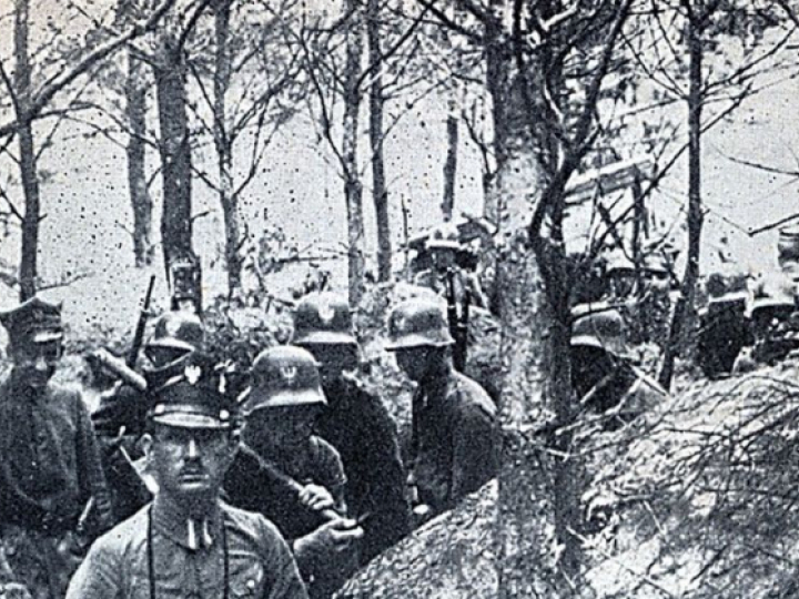 Powstańcy wielkopolscy w okopach. 01.1919. Źródło: Wikimedia Commons