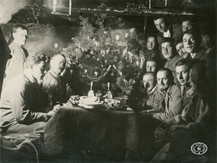 Wieczór wigilijny w 1 Pułku Piechoty Legionów Polskich. Karasin, Wołyń. 24.12.1915 r. Źródło: CAW.jpg