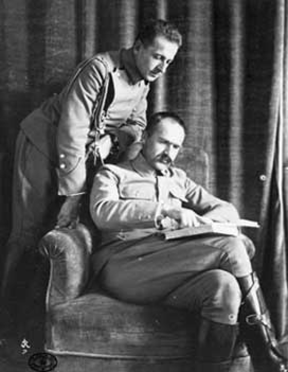 Komendant Józef Piłsudski z adiutantem Bolesławem Długoszowskim ps. „Wieniawa”. Zakopane. Wrzesień, 1916 r.