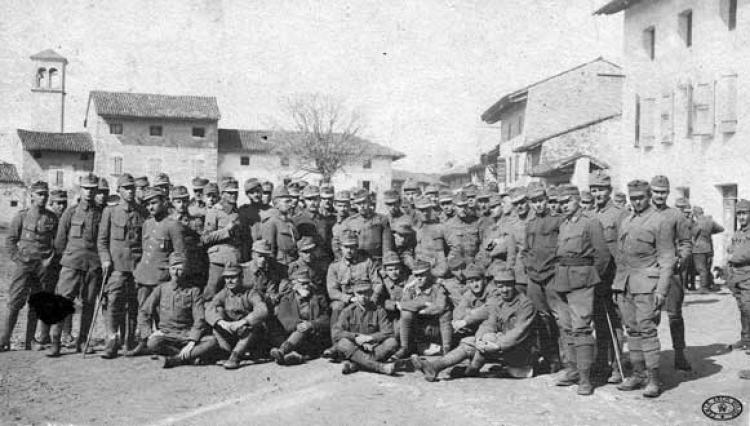 Legioniści z PKP po wcieleniu do armii austriackiej na froncie włoskim – lato, 1918 r.