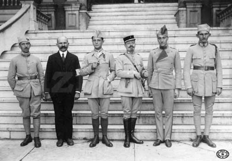 Członkowie pierwszej misji wojskowej gen. Józefa Hallera, która przybyła w celu przeprowadzenia rekrutacji ochotników w Ameryce – 1917 r.