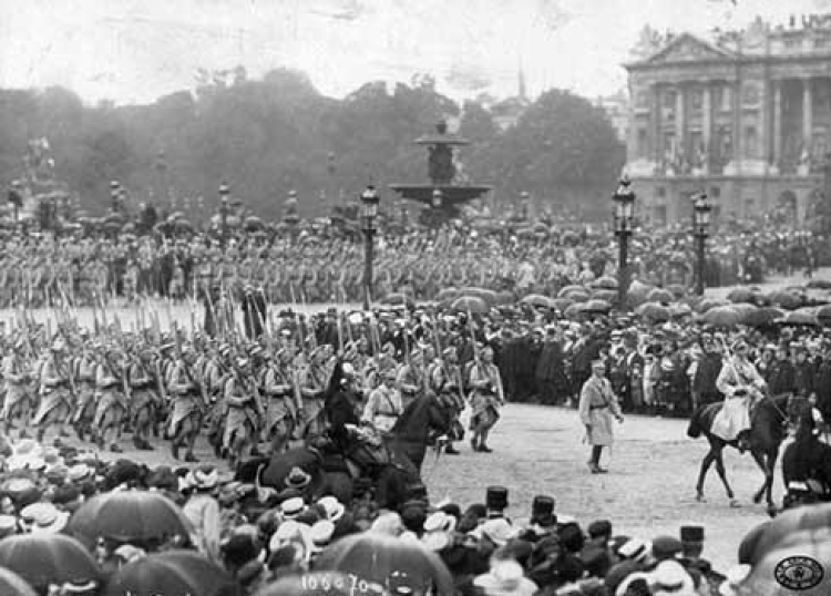 Defilada pułków Armii Polskiej we Francji na Placu de la Concorde – Paryż, 14 lipca 1918 r.