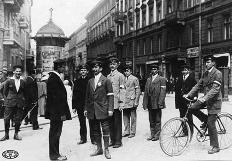Straż Obywatelska na ulicach Warszawy – sierpień 1915 r.