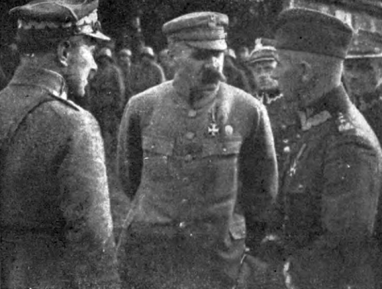 Józef Piłsudski i Edward Śmigły-Rydz przed bitwą nad Niemnem. Źródło: Wikimedia Commons