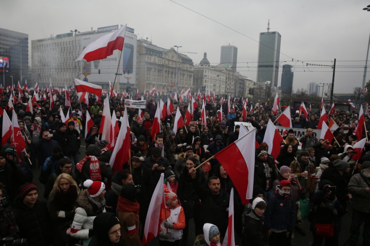 Marsz Niepodległości 2016. Warszawa, 11.11.2016. Fot. PAP/T. Gzell