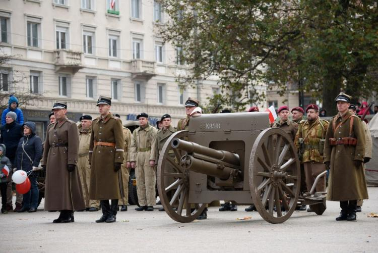 Uroczyste obchody Święta Niepodległości na Placu Wolności w Poznaniu. Fot. PAP/J. Kaczmarczyk