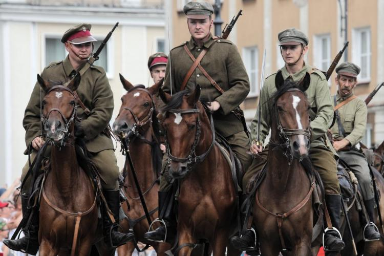 Rekonstrukcja jednego z epizodów bitwy o Białystok z 22 sierpnia 1920 roku. Białystok, 19.08.2018. Fot. PAP/A. Reszko