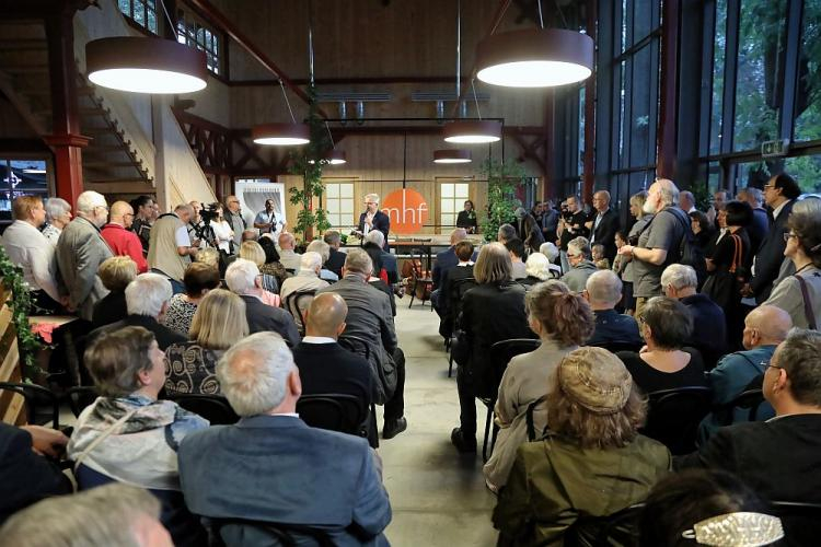 Otwarcie oddziału Muzeum Historii Fotografii w budynku zabytkowej strzelnicy na Woli Justowskiej w Krakowie. Fot. PAP/J. Graczyński