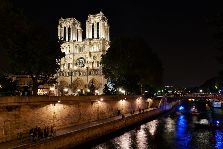 Katedra Notre-Dame w Paryżu. Fot. PAP/A. Warżawa 