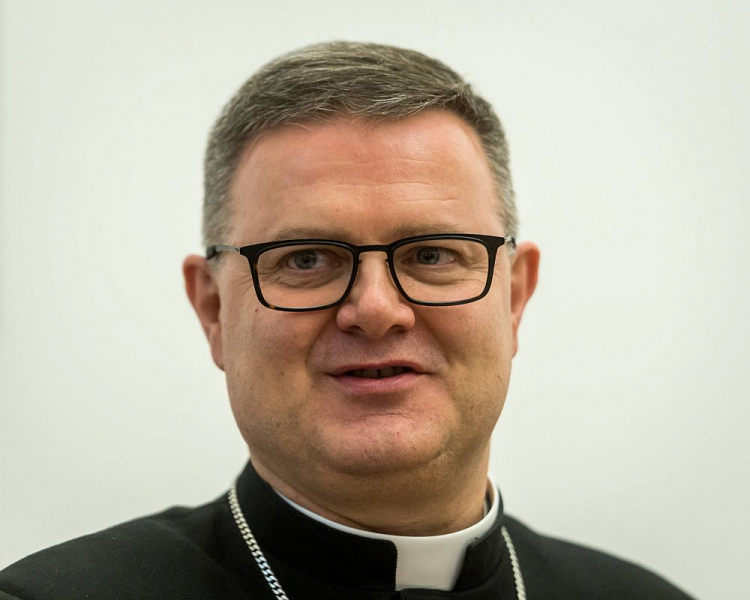 Biskup Wiesław Śmigiel. Fot. PAP/T. Żmijewski