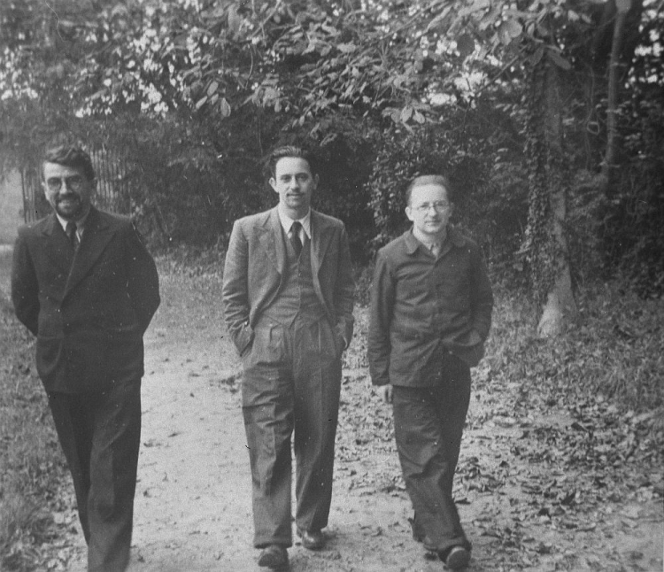 Polscy matematycy z Uniwersytetu Poznańskiego, od lewej: Henryk Zygalski, Jerzy Różycki i Marian Rejewski, którzy w 1932 roku złamali szyfr Enigmy. Poznań, lata 30. Fot. PAP/Reprodukcja