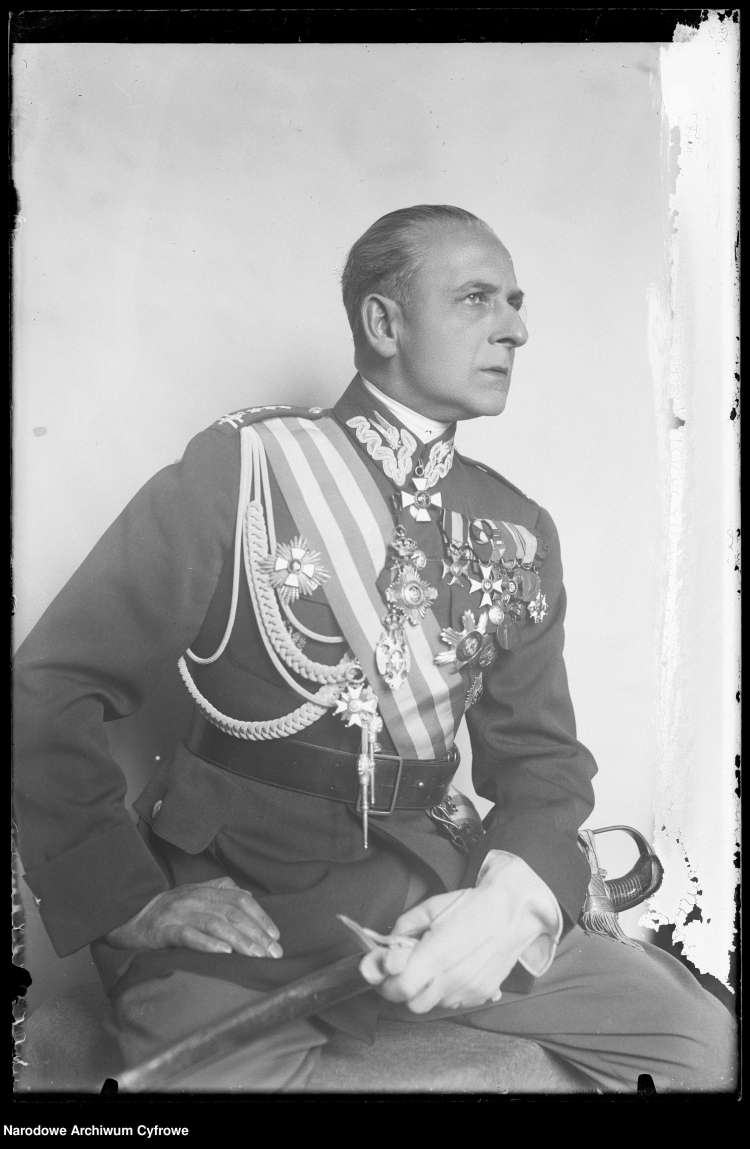 Płk Bolesław Wieniawa-Długoszowski, 1930 r. Źródło: NAC Płk Bolesław Wieniawa-Długoszowski, 1930 r. Źródło: NAC