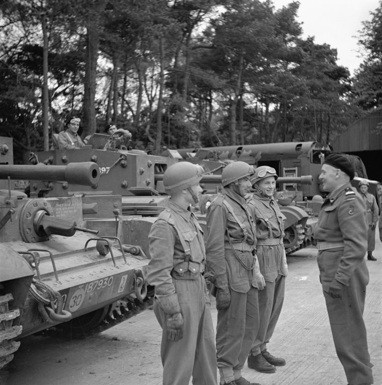 Gen. Stanisław Maczek (w 1944 r.) jako dowódca 1. Dywizji Pancernej, fot. CAF/PAP Gen. Stanisław Maczek (w 1944 r.) jako dowódca 1. Dywizji Pancernej, fot. CAF/PAP
