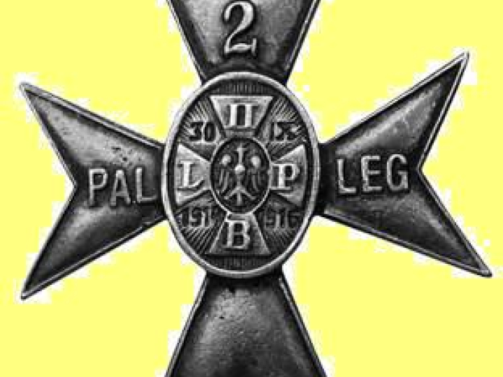 Odznaka pamiątkowa 2. Pułku Artylerii Lekkiej Legionów. Źródło: Wikimedia Commons