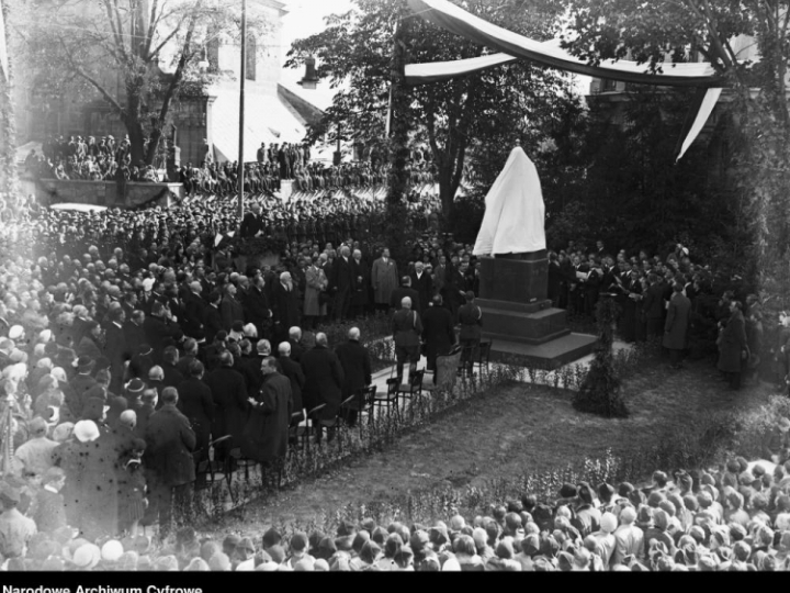 Odsłonięcie pomnika Ignacego Łukasiewicza w Krośnie. 10.1932. Fot. NAC